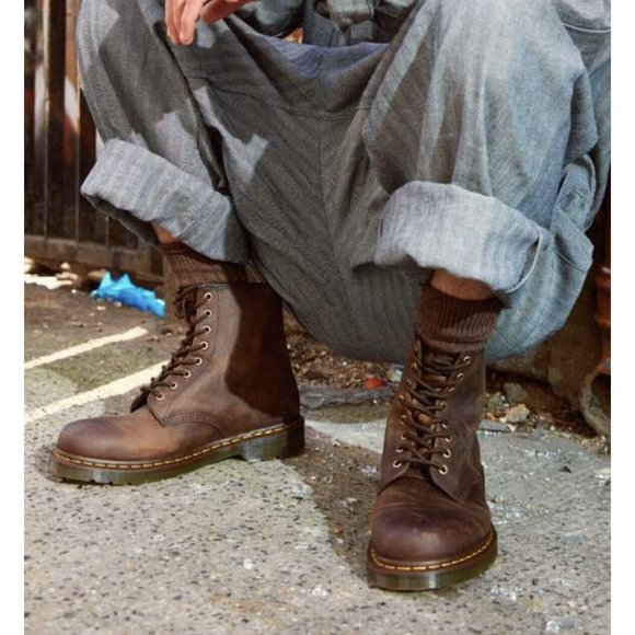 Dr. Martens 1460 Crazy Horse Leather Lace Up Combat Boot Mens US 9/ Womens US 10 - Picture 3 of 11